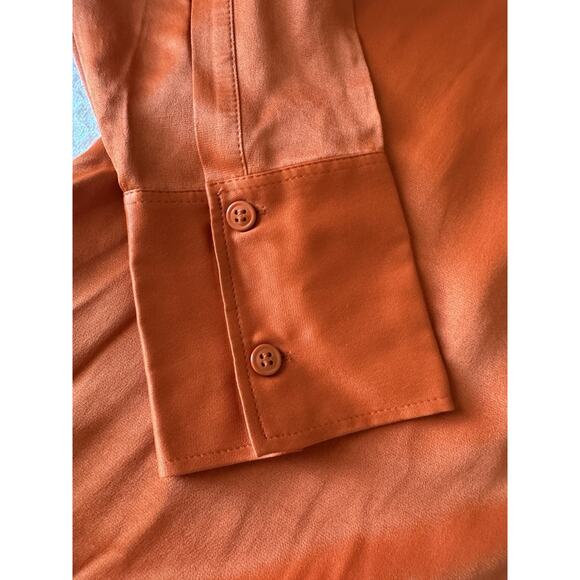 👻Zara Orange Satin Heavy Weight Top Large cuffs L - Picture 4 of 7